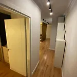 Apartment Mel's Place Tirana