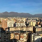Mel's Place * Tirana