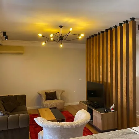 Mel's Place טיראנה