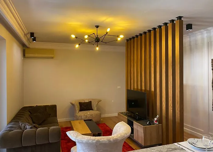 Mel's Place טיראנה